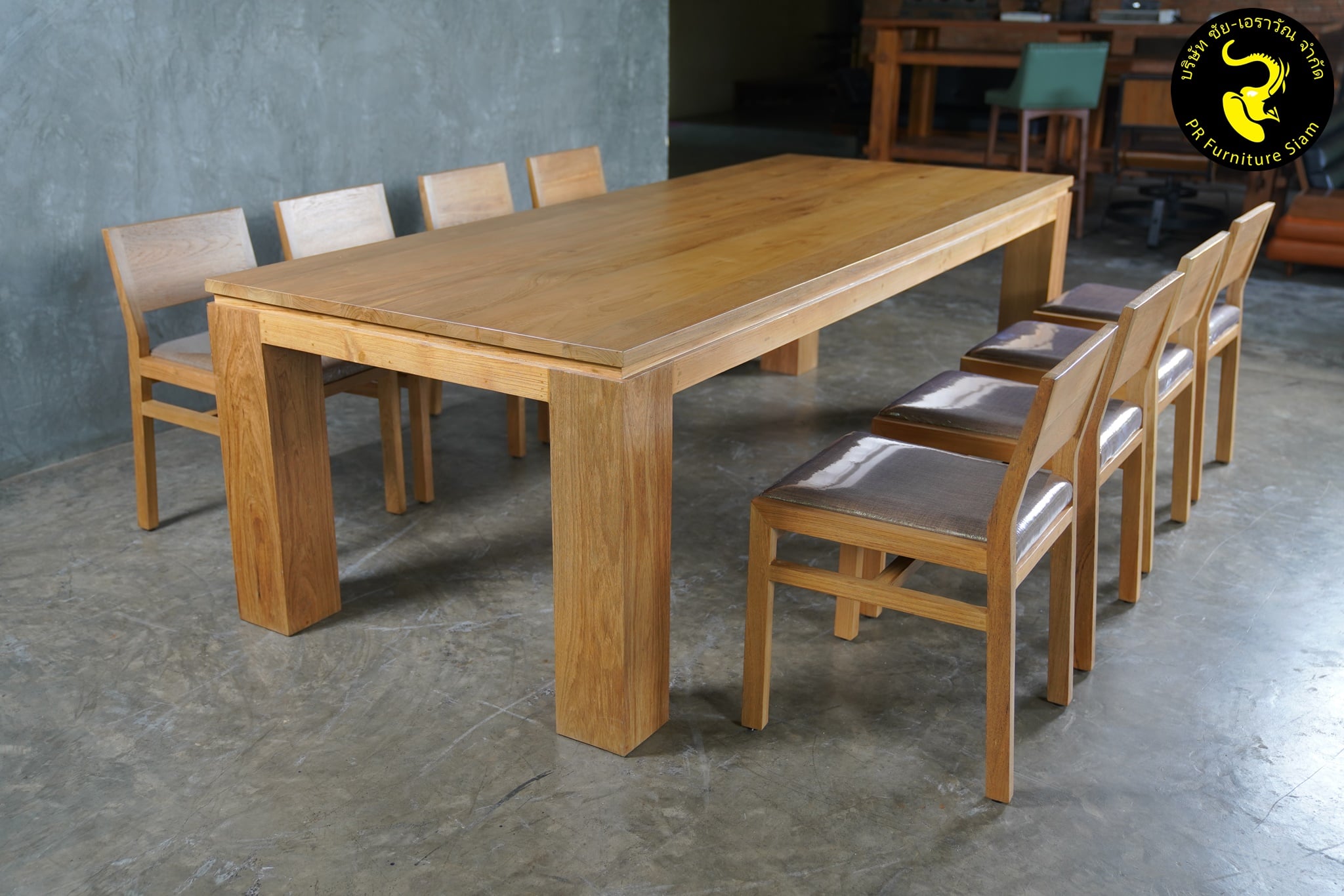 ชุดโต๊ะกินข้าวไม้สัก ขนาด 8 ที่นั่ง