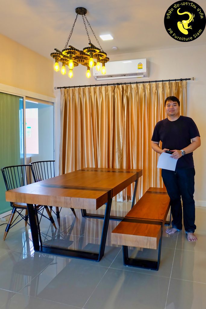 รีวิวลูกค้า ชุดโต๊ะไม้สักในบ้านม่านเหลือง