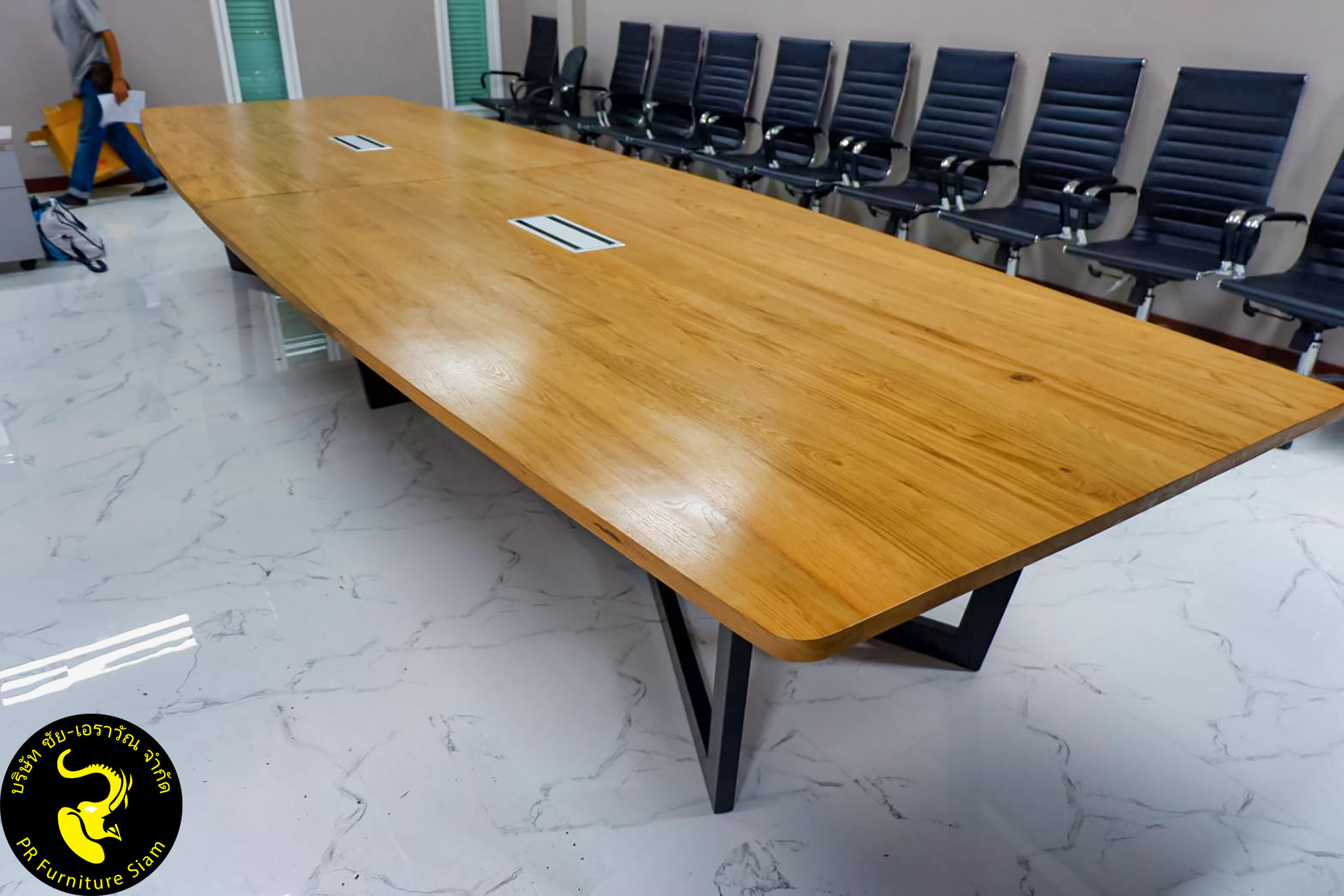 โต๊ะประชุมไม้สักขนาดใหญ่ สั่งทำตามแบบ
