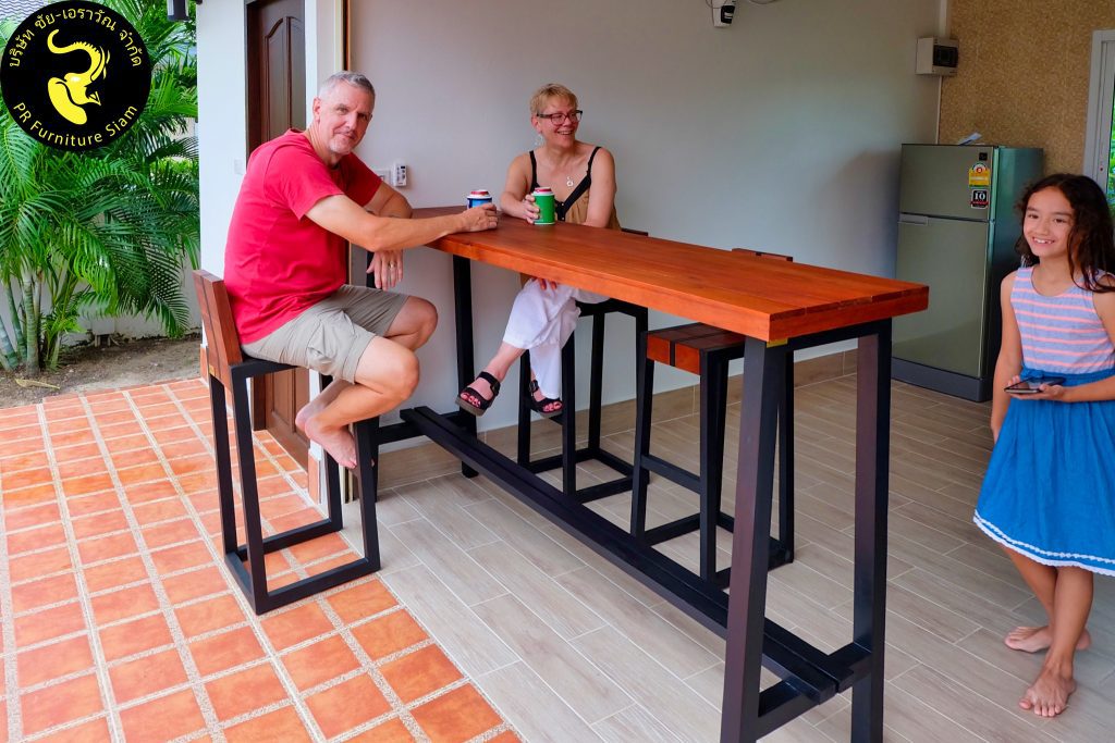 โต๊ะไม้สักแท้โมเดิร์นคือเฟอร์นิเจอร์ที่สมบูรณ์แบบสำหรับบ้านของคุณสำหรับตกแต่งบ้าน