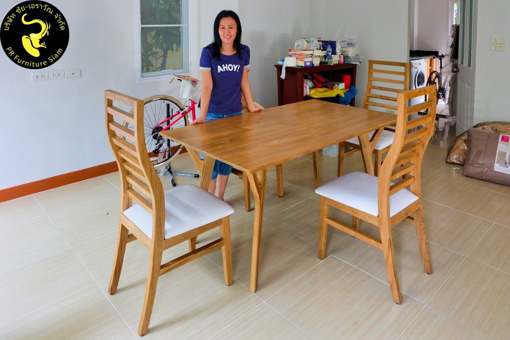 รับทําโต๊ะตามแบบ รับทำโต๊ะไม้:  ชุดโต๊ะกินข้าวไม้สักขาไม้ 4 ที่นั่ง สวยๆ

