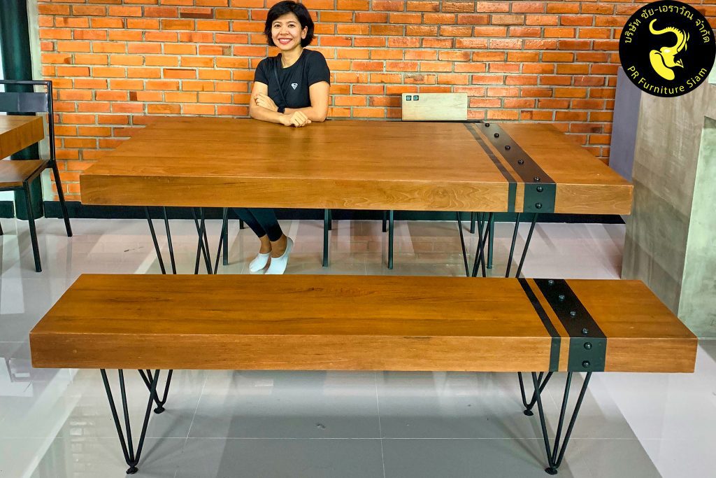 โรงงานรับทำโต๊ะไม้ตามแบบ สั่งทำโต๊ะไม้ทนทาน ราคาเพื่อคุณ